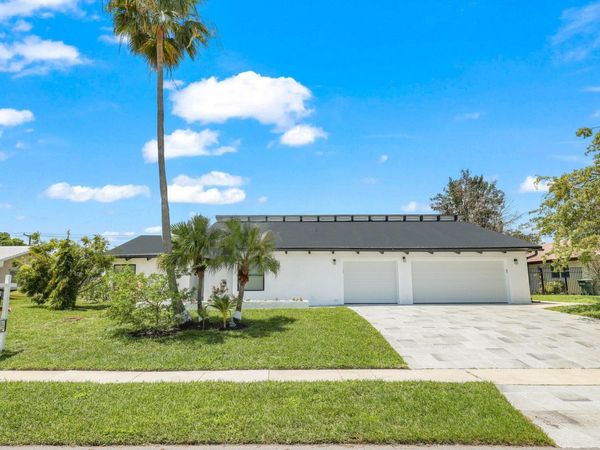 6031 NW 4th Avenue, Boca Raton, FL 33487