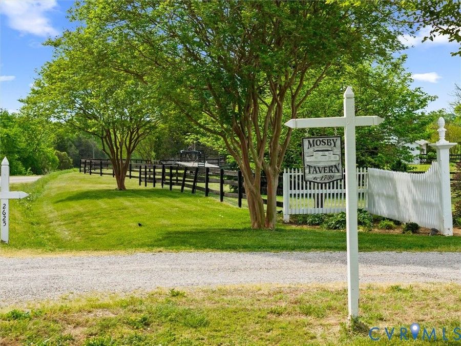 Property Image 100