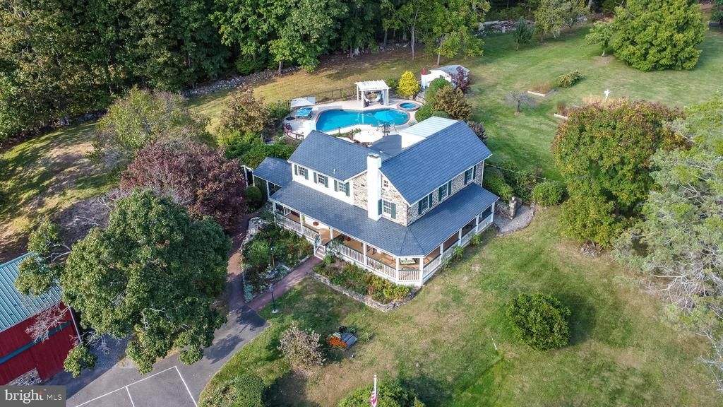 118 WAMBOLD ROAD, GREEN LANE, PA 18054