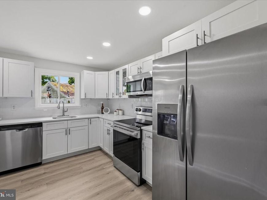 945 Renfrew, Baltimore, MD 21221 Main Photo