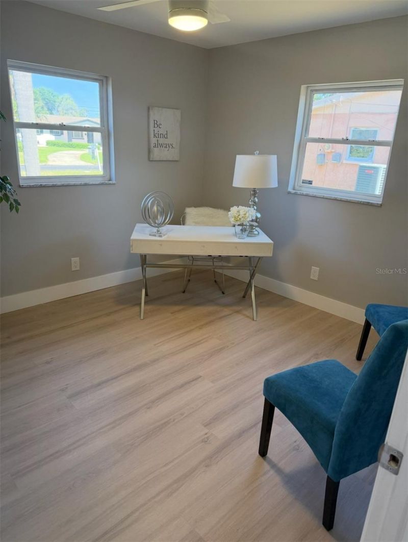 4427 Huntington Street Ne, Saint Petersburg, FL 33703 Photo