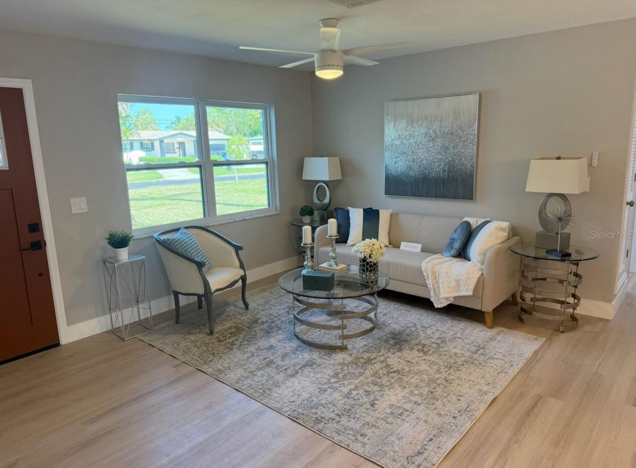 4427 Huntington Street Ne, Saint Petersburg, FL 33703 Photo