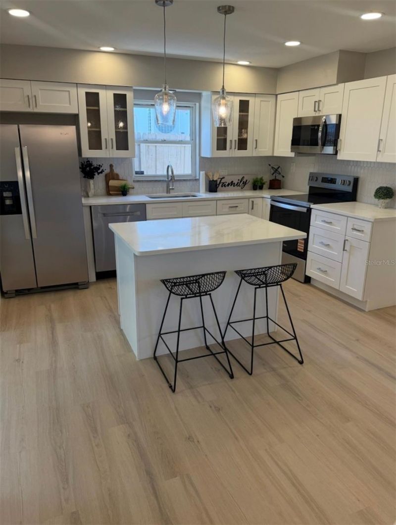 4427 Huntington Street Ne, Saint Petersburg, FL 33703 Photo