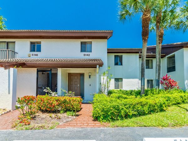 5142 Fountains Drive S, Greenacres, FL 33467