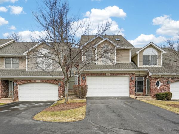 126 N Drew Court , Palatine, IL 60067