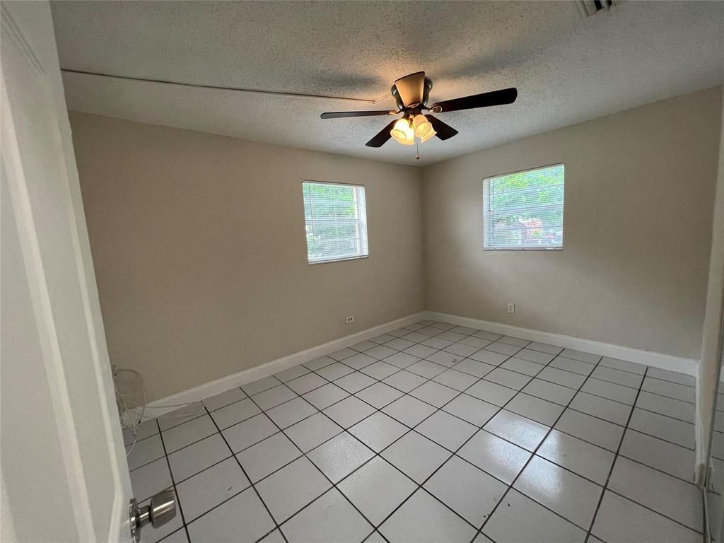 5721 SW 38th Street, Davie, FL 33314 Photo