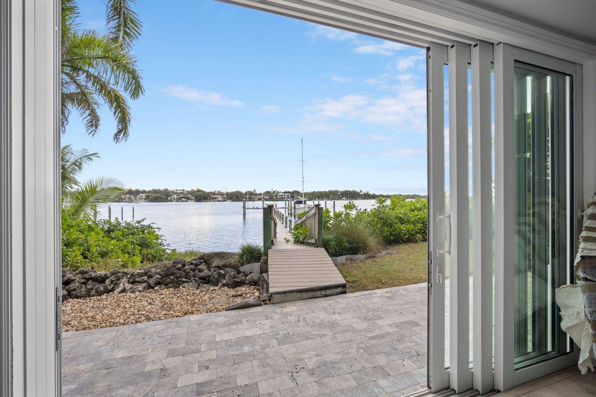 17667 SE Federal Highway, Jupiter, FL 33469 Photo