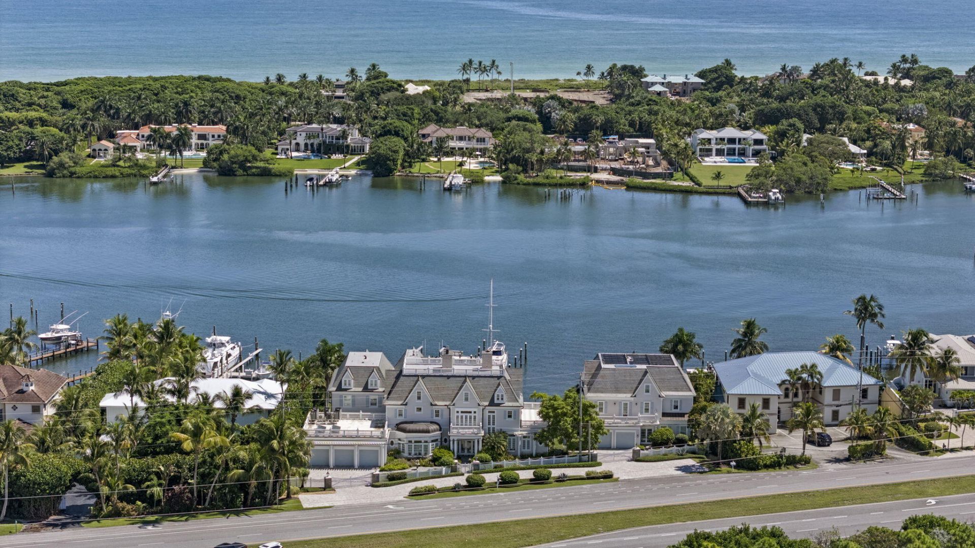 17667 SE Federal Highway, Jupiter, FL 33469 Photo