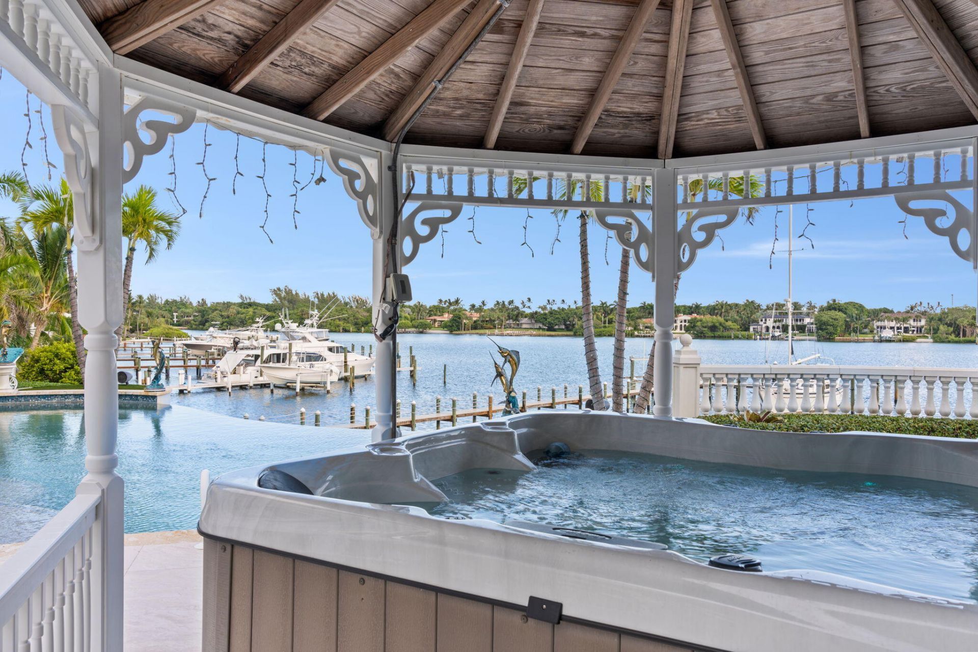 17667 SE Federal Highway, Jupiter, FL 33469 Photo