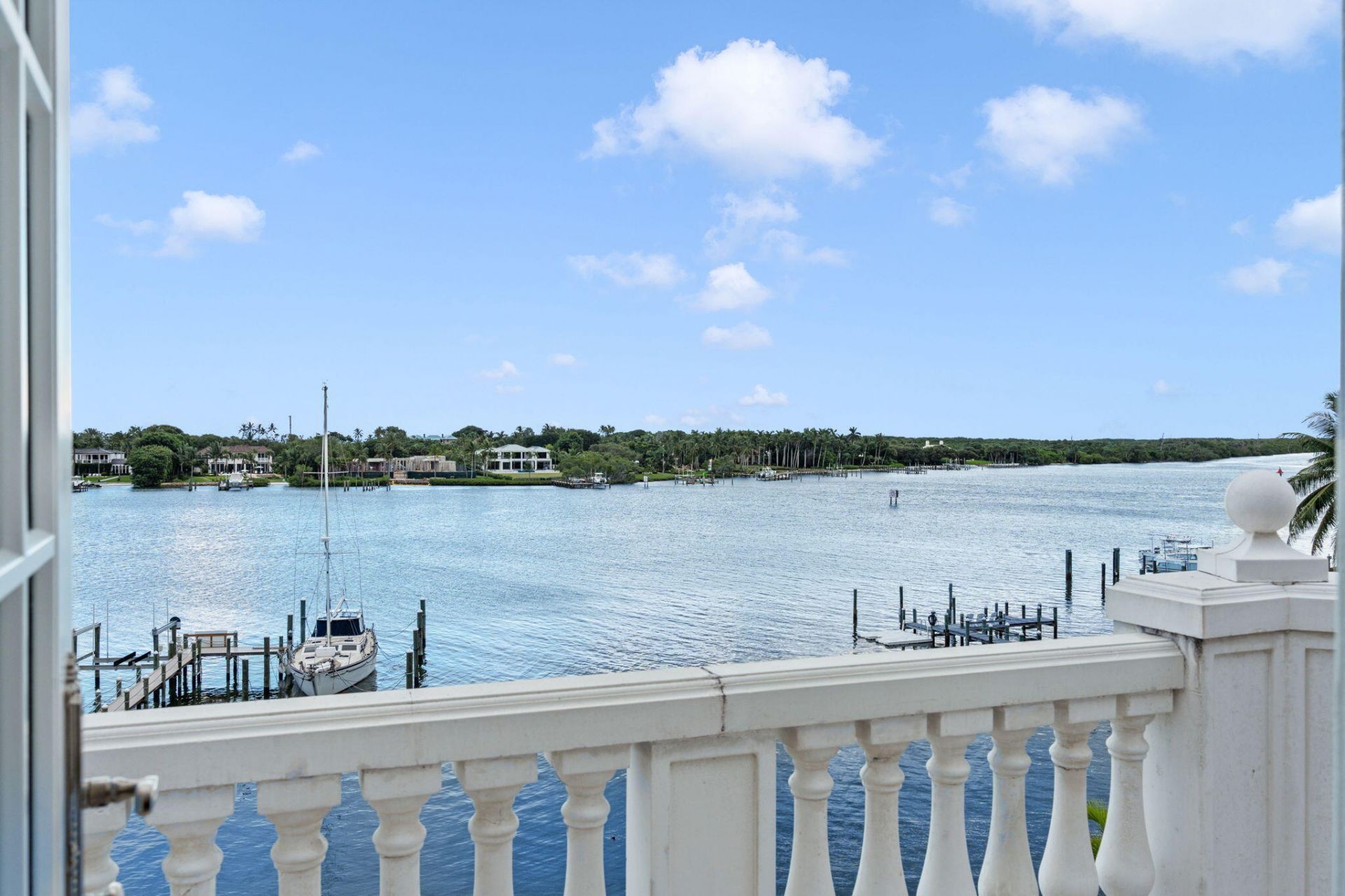 17667 SE Federal Highway, Jupiter, FL 33469 Photo
