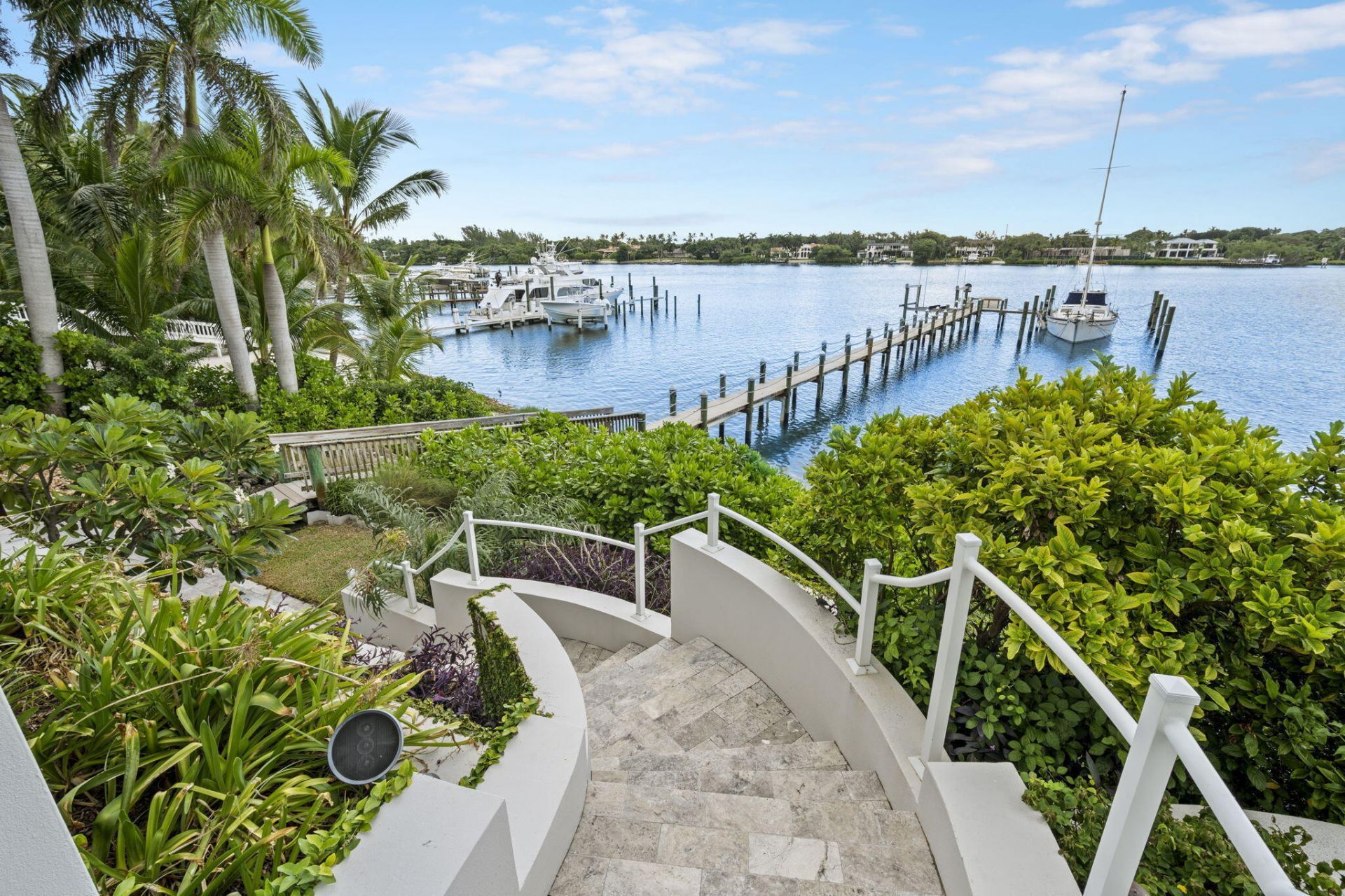 17667 SE Federal Highway, Jupiter, FL 33469 Photo