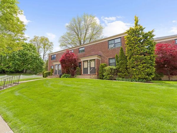7632 Springfield Boulevard, Unit 143A, Oakland Gardens, NY 11364