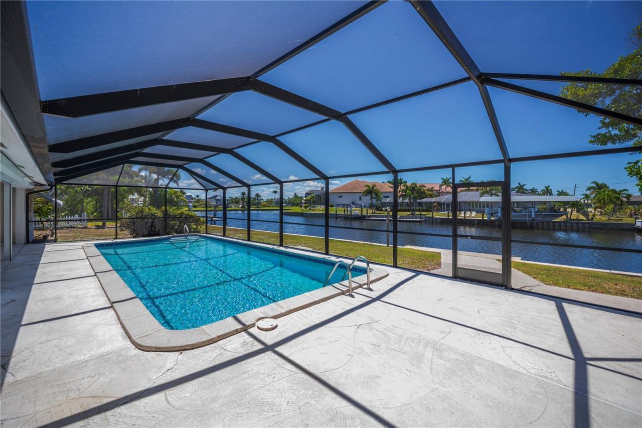 137 Sinclair Street Se, Port Charlotte, FL 33952 Photo