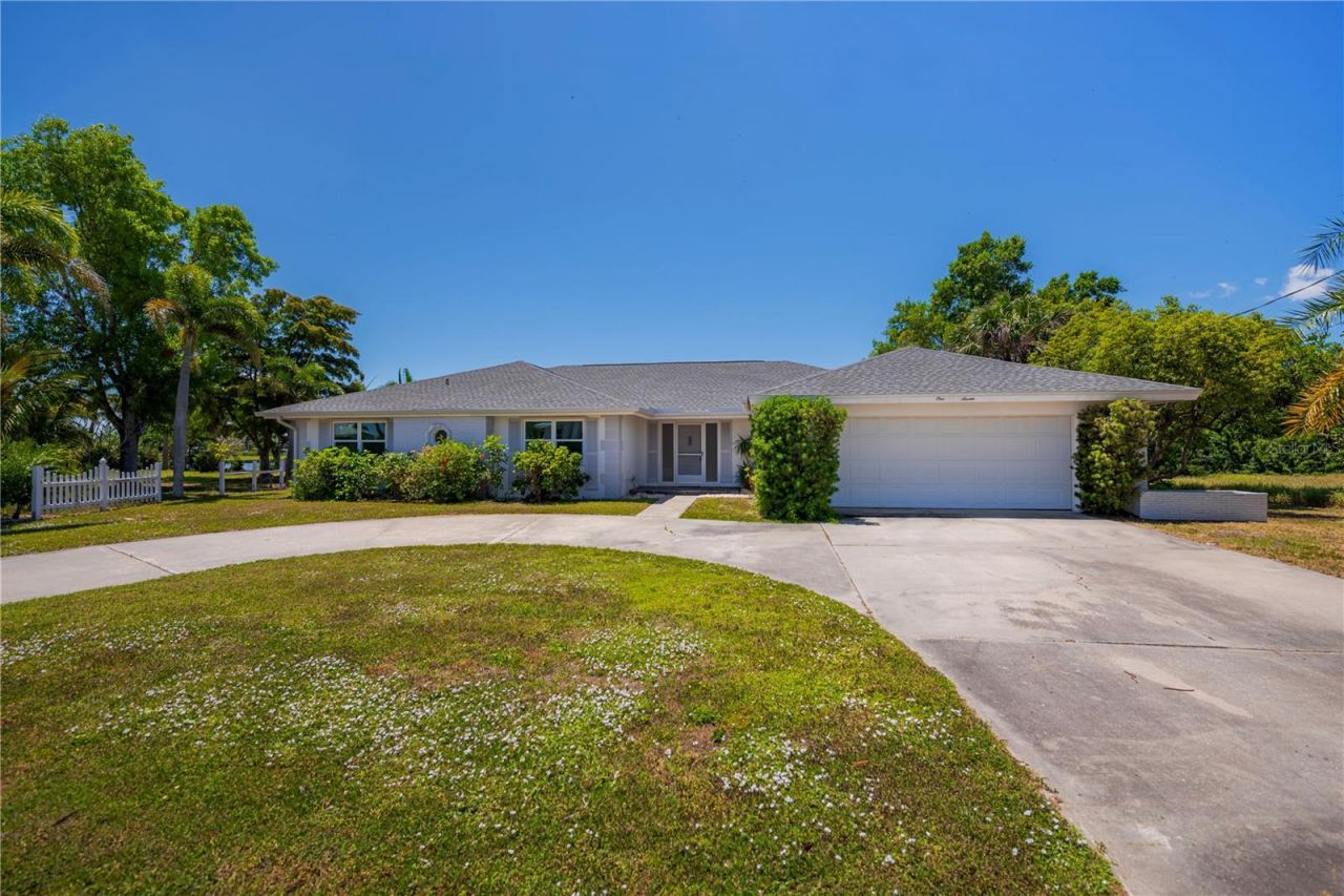 137 Sinclair Street Se, Port Charlotte, FL 33952 Photo