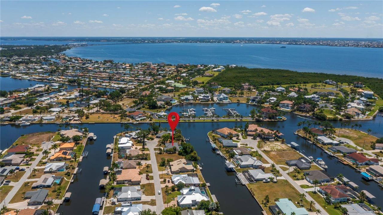 137 Sinclair Street Se, Port Charlotte, FL 33952 Photo