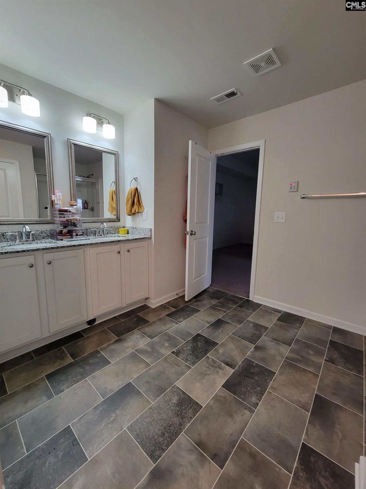 454 Kingsley View Road Photo 10