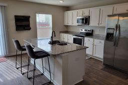 454 Kingsley View Road photo 4