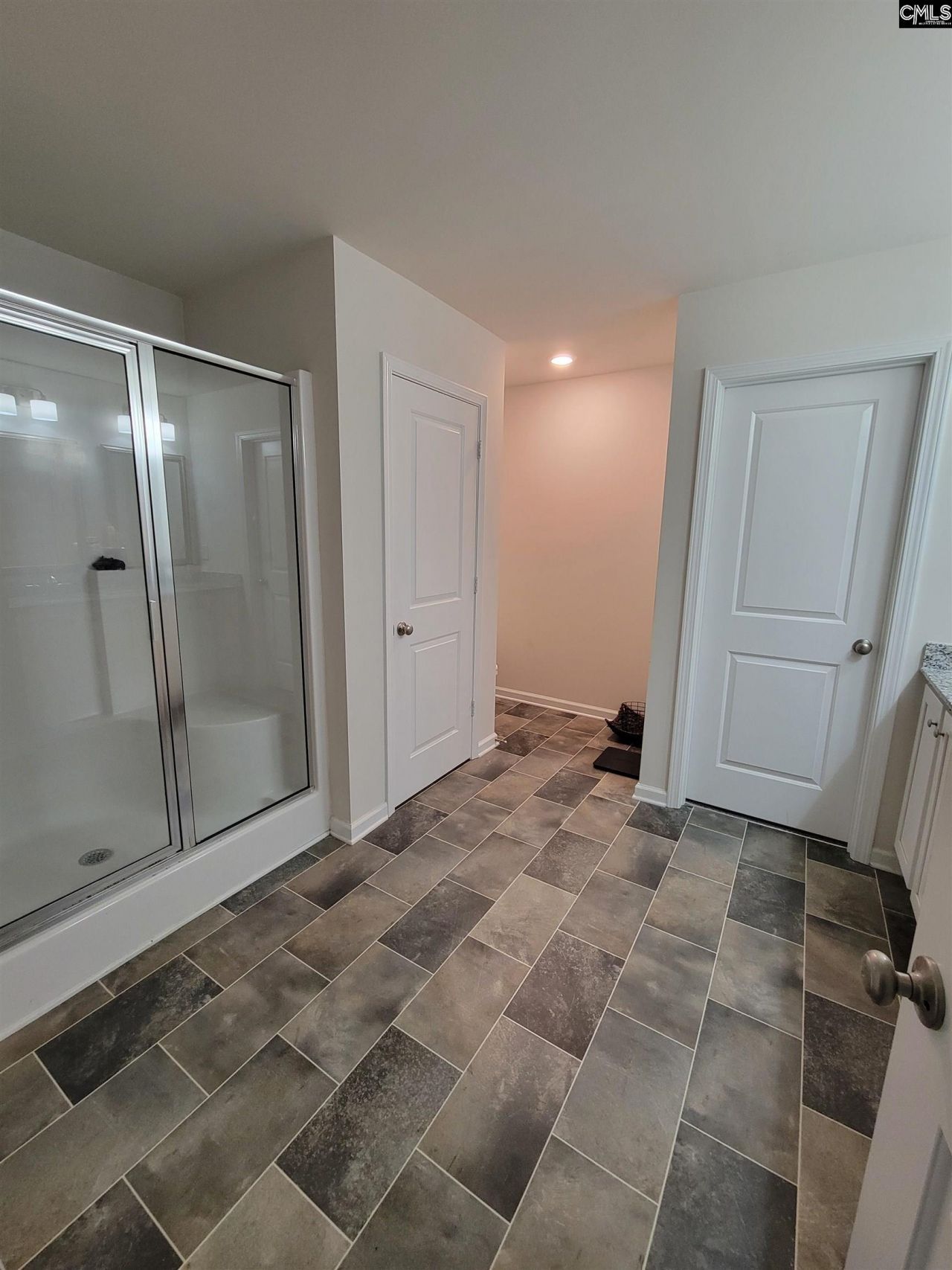 454 Kingsley View Road Photo 9