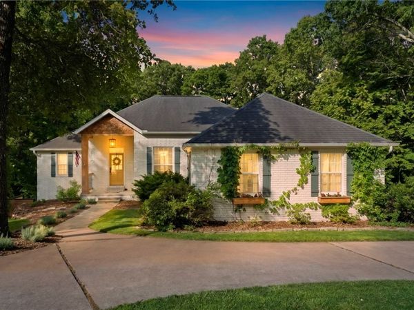 13246 Loganberry Lane , Bentonville, AR 72712