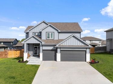 12638 Carpenter Street , Papillion, NE 68138