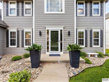 1420 S 176th Street, Omaha, NE 68130