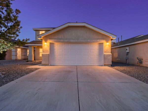 10328 Flagstaff Drive NW, Albuquerque, NM 87114