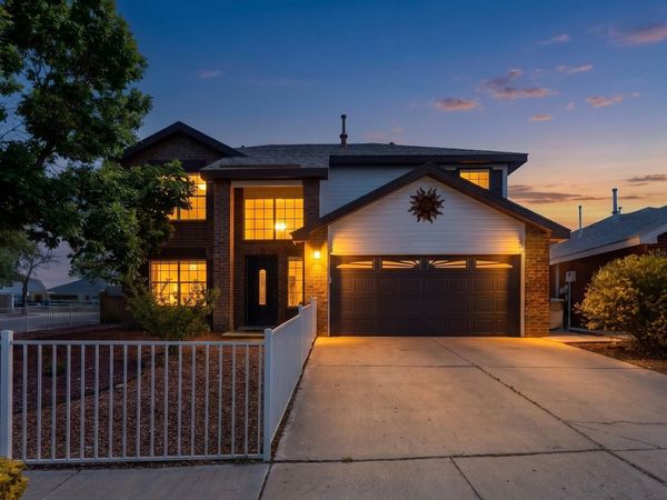 8100 Glenbrook Place NW, Albuquerque, NM 87120