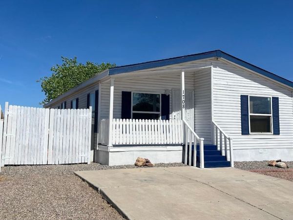 1708 Silver Sky Drive SW, Albuquerque, NM 87121