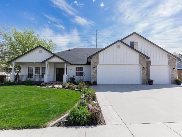 2628 S Simsbury, Boise, ID 83709