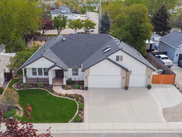 2628 S Simsbury, Boise, ID 83709