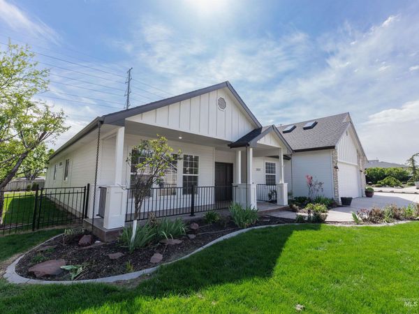 2628 S Simsbury, Boise, ID 83709