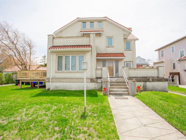 136 E Olive Street , Long Beach, NY 11561