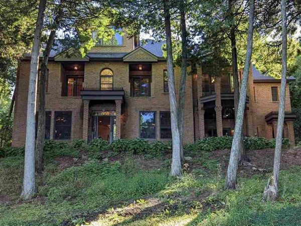2796 Lake Shore Drive, Mackinac Island, MI 49757