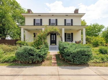 321 EAST ST, Gordonsville, VA 22942
