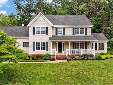 1300 WEST LEIGH DR, Charlottesville, VA 22901