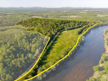 137 acres JAMES RIVER RD, Howardsville, VA 24562