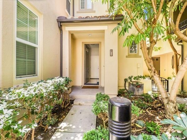 32 Perennial, Irvine, CA 92603