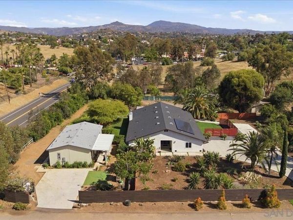 907 Seph Way, Escondido, CA 92027