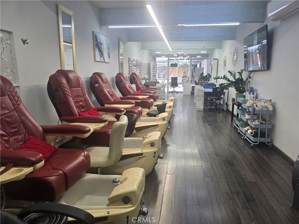 370 W Sierra Madre Blvd, Sierra Madre, CA 91024
