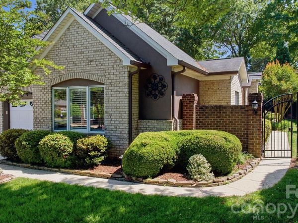17807 Sedona Way , Cornelius, NC 28031