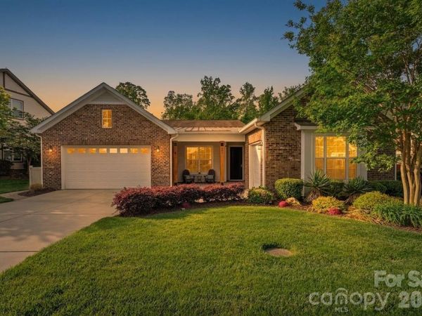 432 Granite Lake Court , Denver, NC 28307