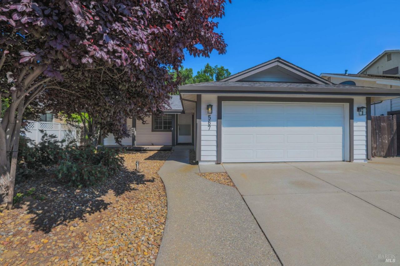567 Shannon Drive, Vacaville, CA 95688 Main Photo