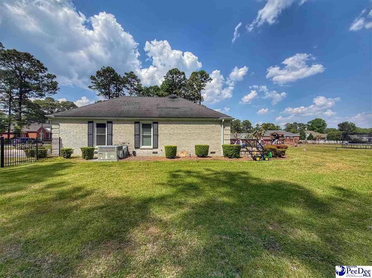 1214 Richard Street Photo 11