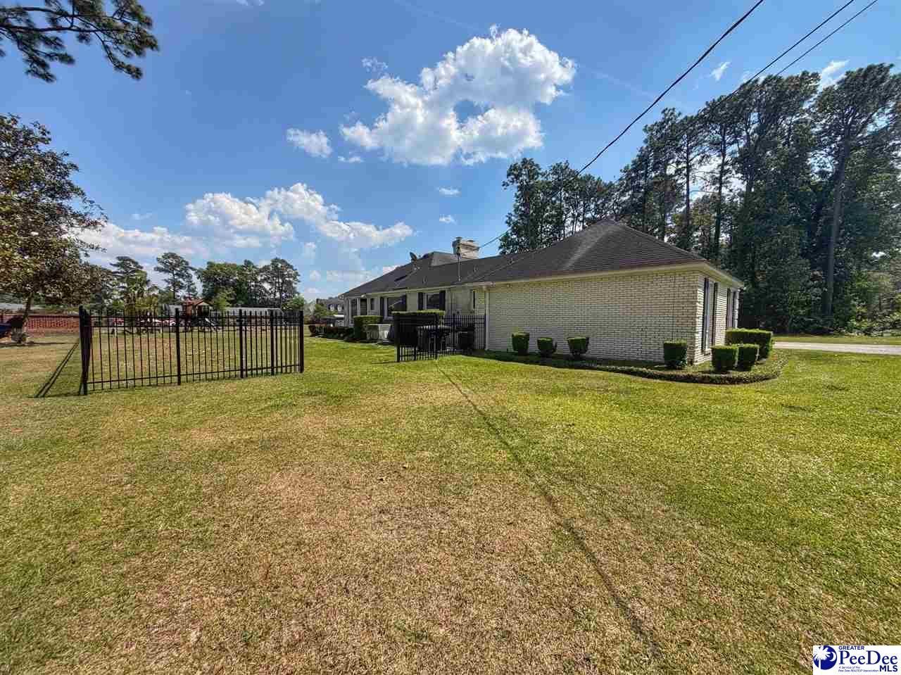 1214 Richard Street Photo 12