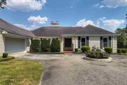 1214 Richard Street photo 4