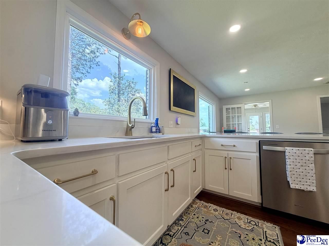 1214 Richard Street Photo 26