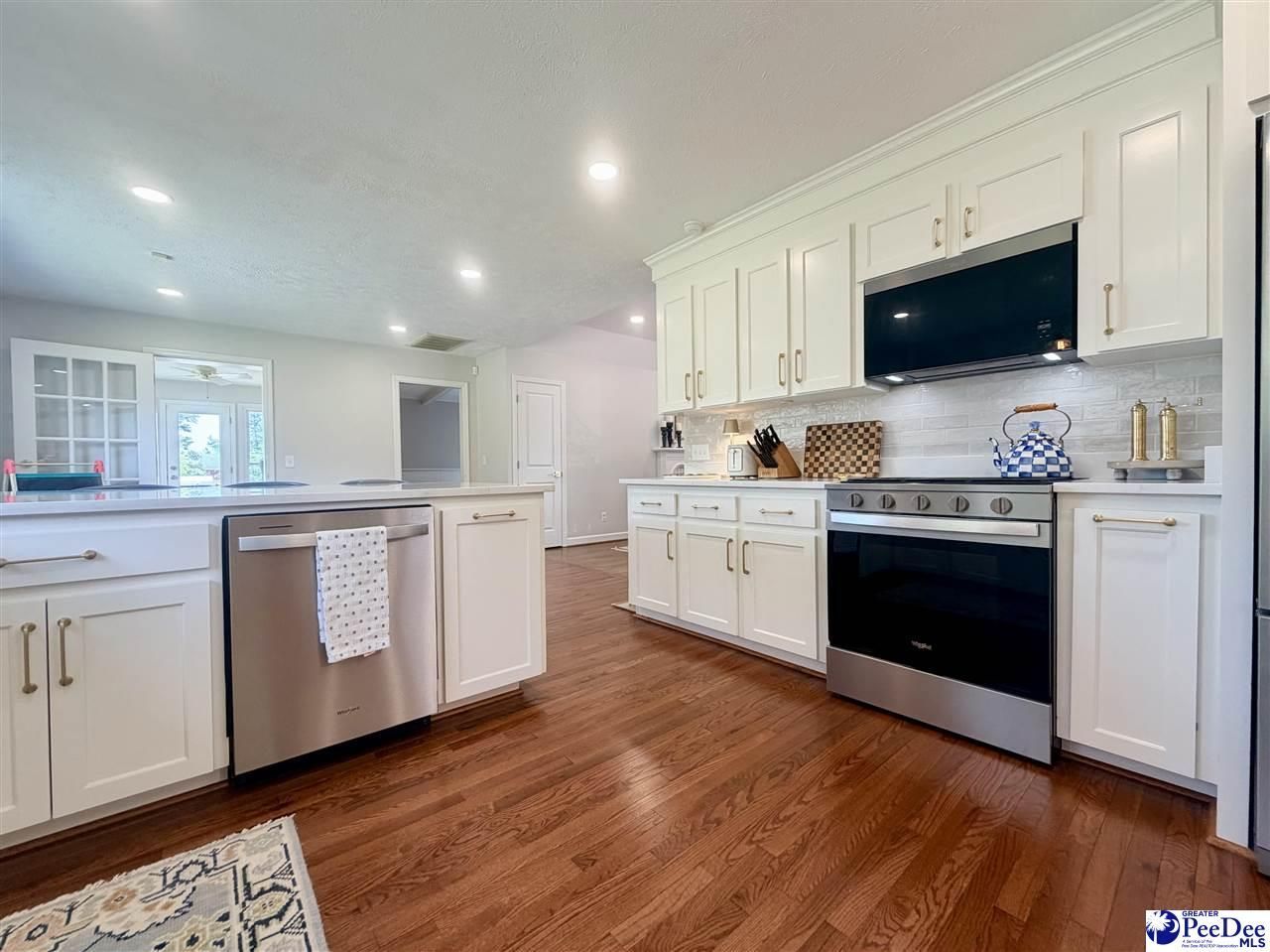 1214 Richard Street Photo 29