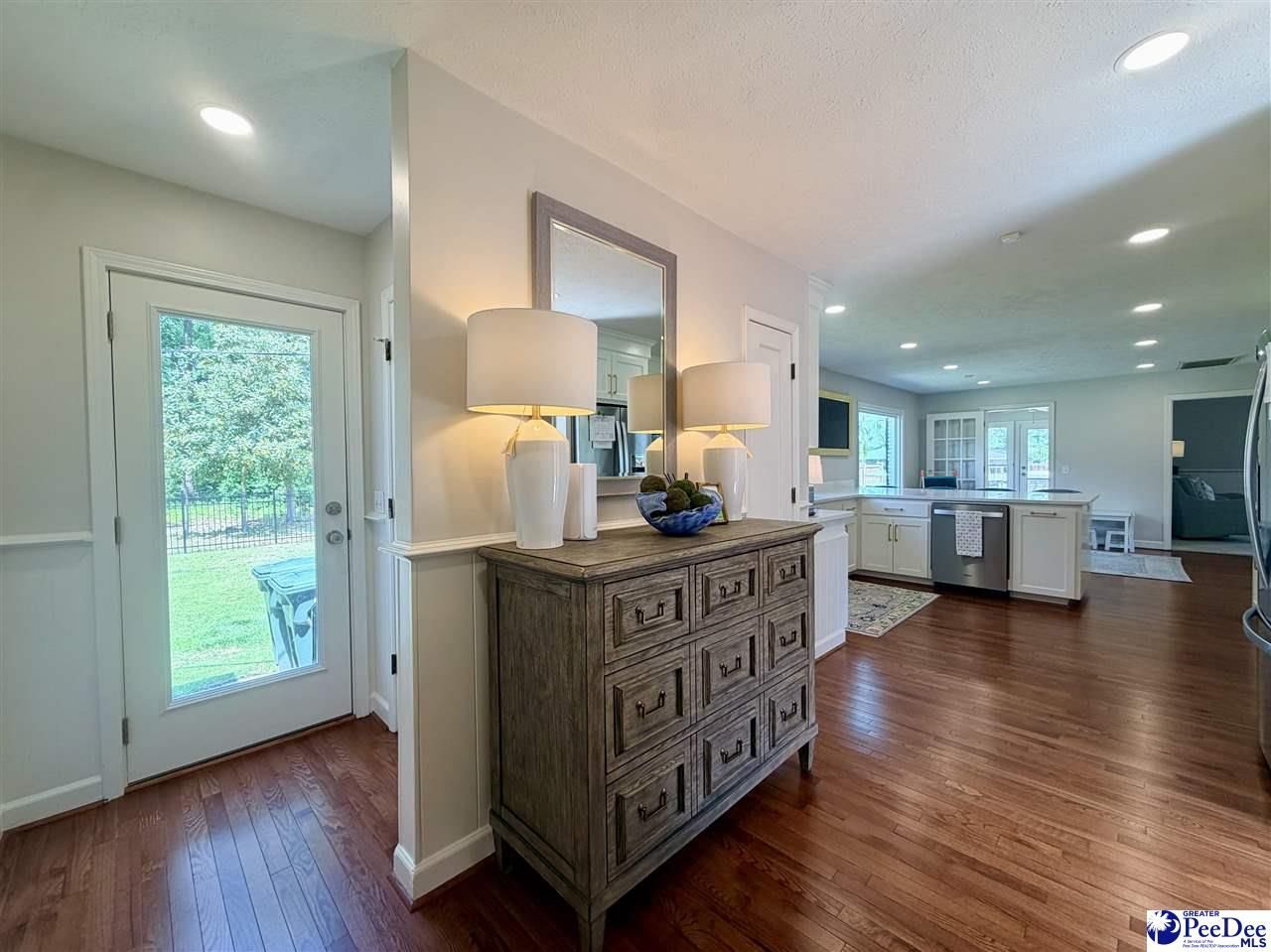 1214 Richard Street Photo 34