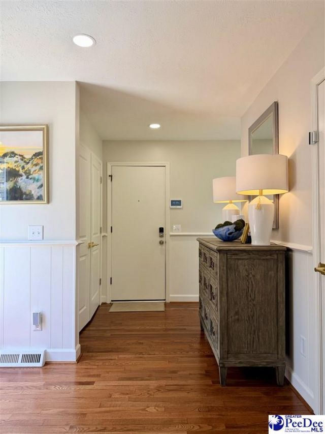 1214 Richard Street Photo 35