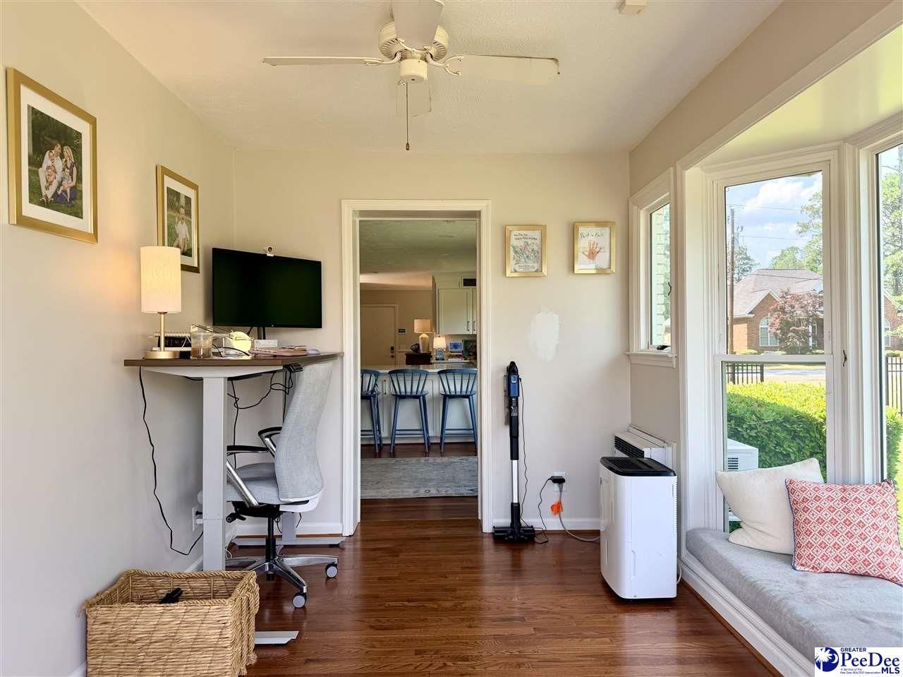 1214 Richard Street Photo 37
